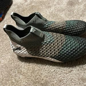 Puma future cleats